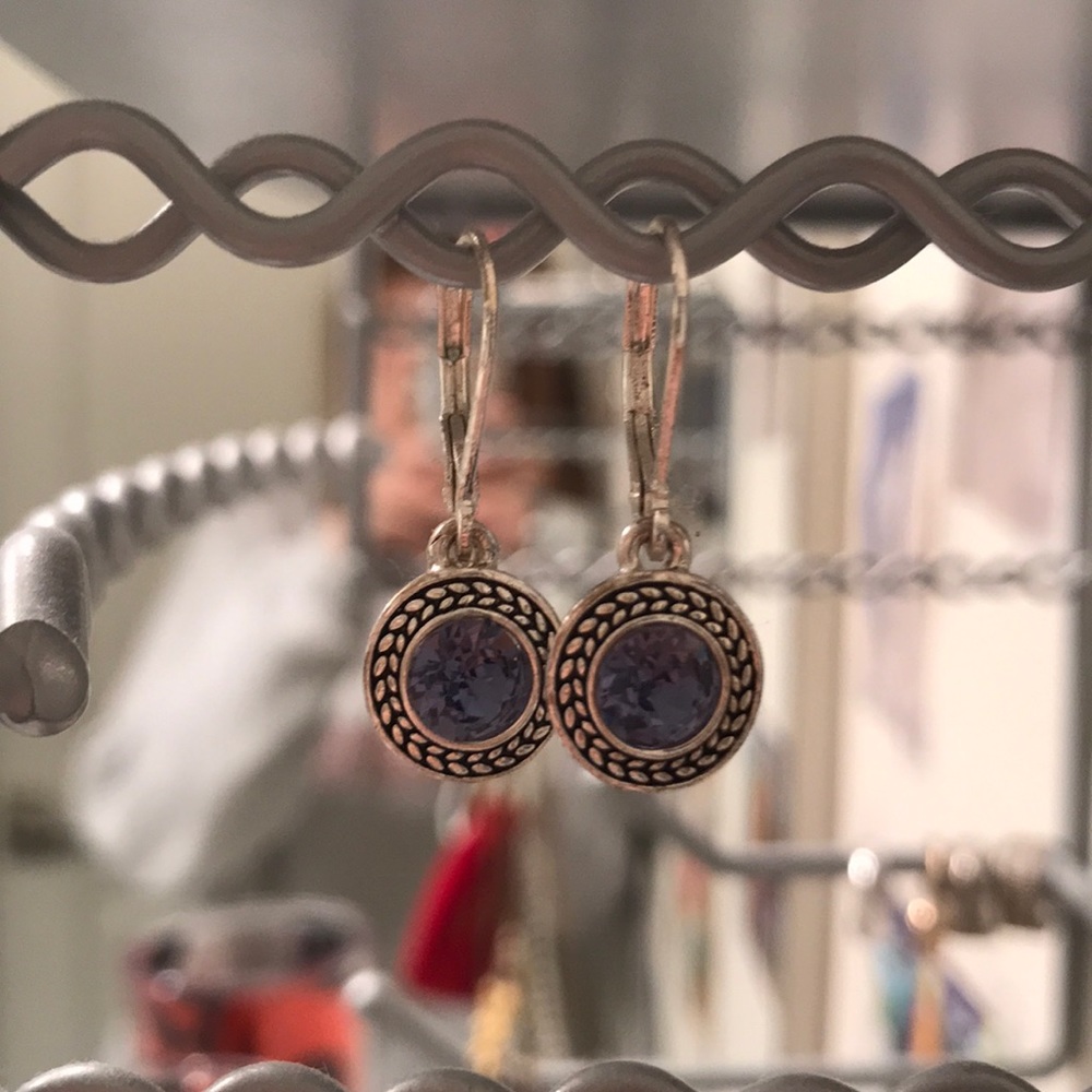 dangle earrings never worn
